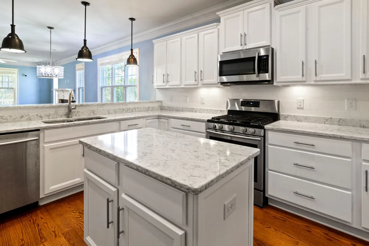 Filth & Squalor Cleanup in Ridgebury, CT